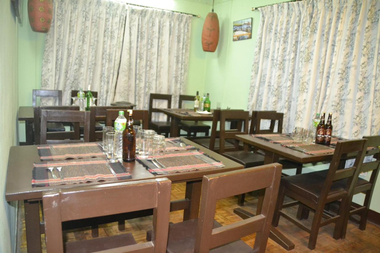 Pradhan House - Home Stay With Garden Bhatgoan Exteriör bild
