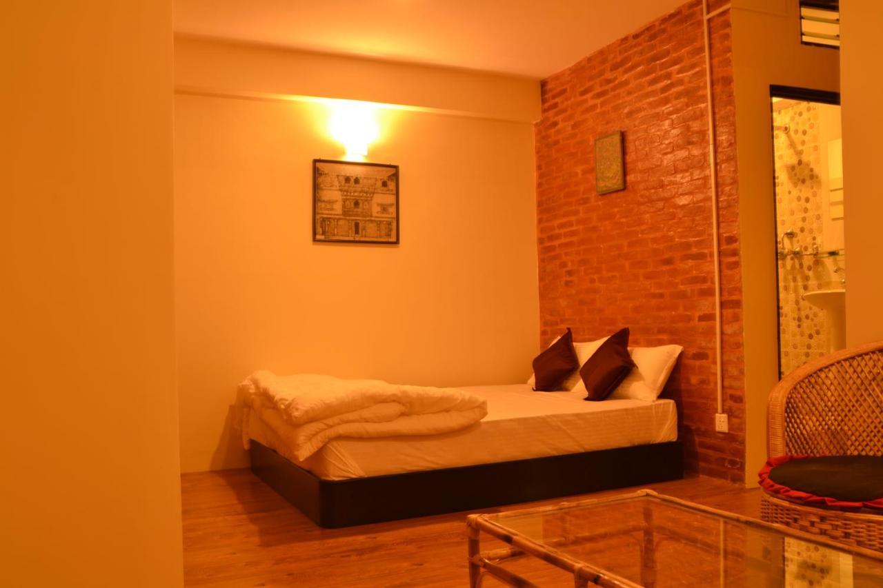 Pradhan House - Home Stay With Garden Bhatgoan Exteriör bild